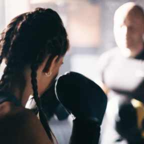 woman and trainer muay thai fitness azabujuban